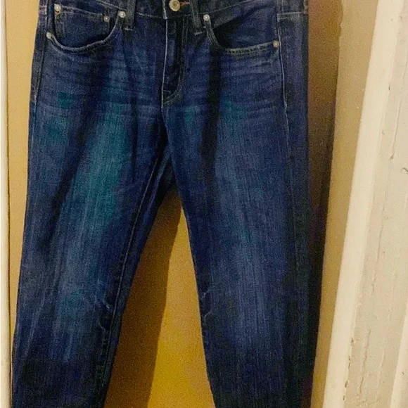 AMERICAN EAGLE Boy Fit Dark Wash Mid Rise Relaxed Cropped Jean Women's 6 - Picture 5 of 7